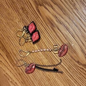 Betsey Johnson bundle earrings